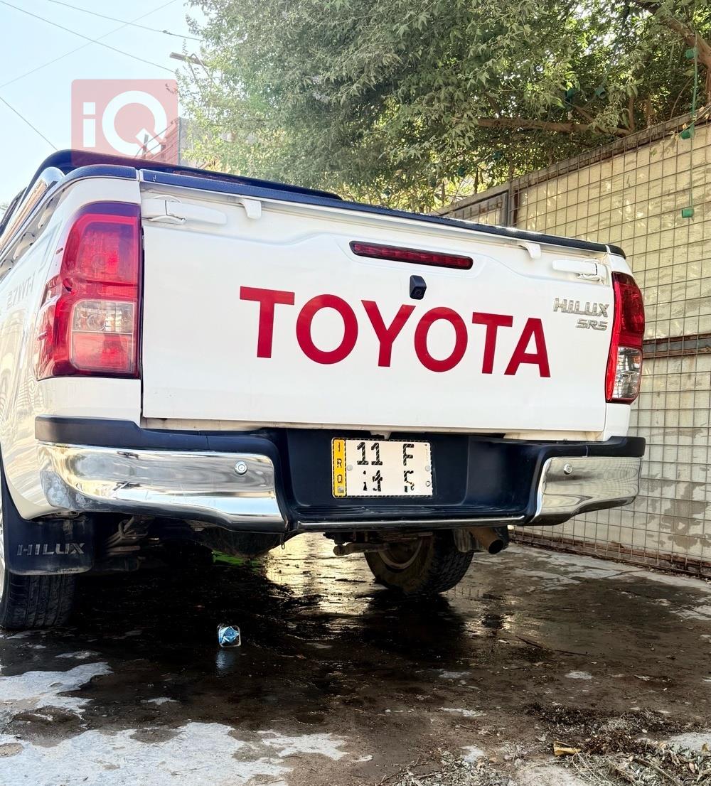 Toyota Hilux